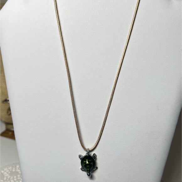 Green And Silver Turtle Charm Necklace On 18" Waxed Cord w/ Extension - Picture 3 of 9